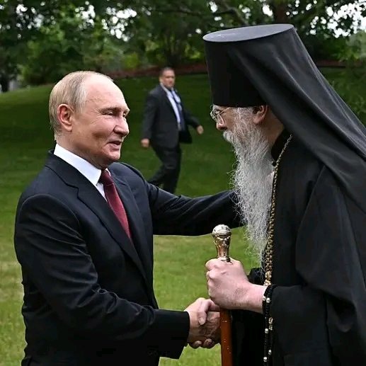US orthodox Archbishop Faces Backlash for Warm Greeting to Putin