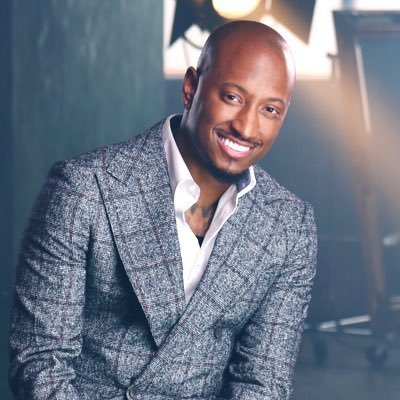 Former MegaChurch Pastor accused of Stealing 400,000